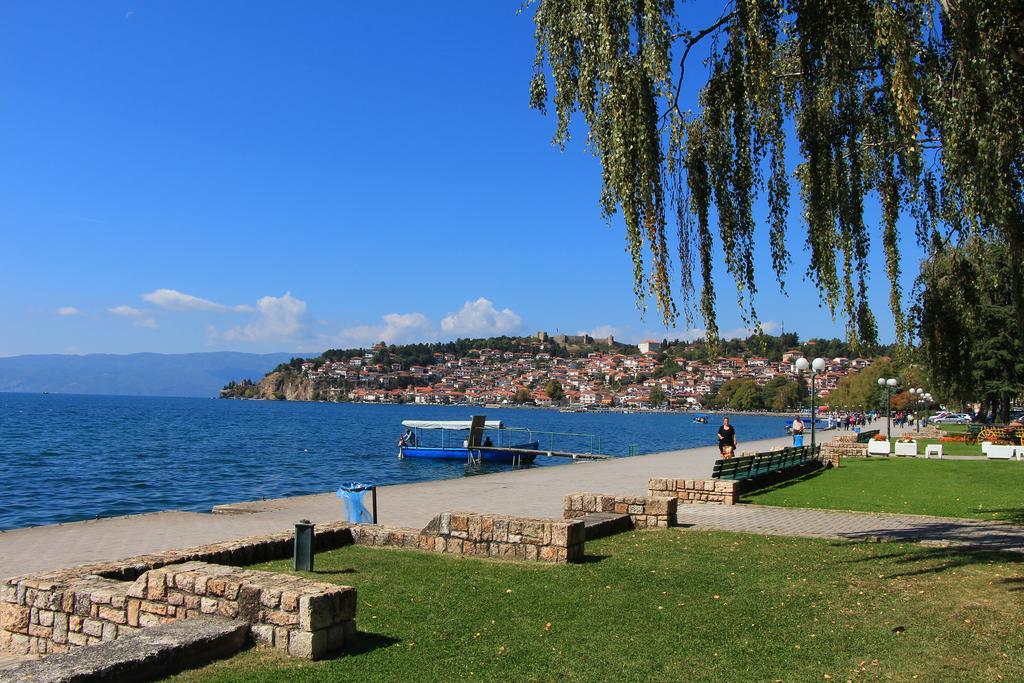 B&S Apartments Ohrid Buitenkant foto